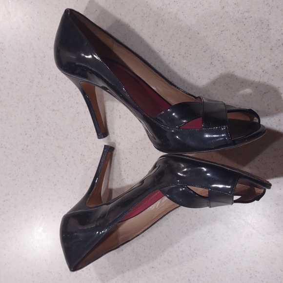 Kate Spade Black Patent Leather Peep Toe Heels Size 10 Medium - Picture 3 of 14